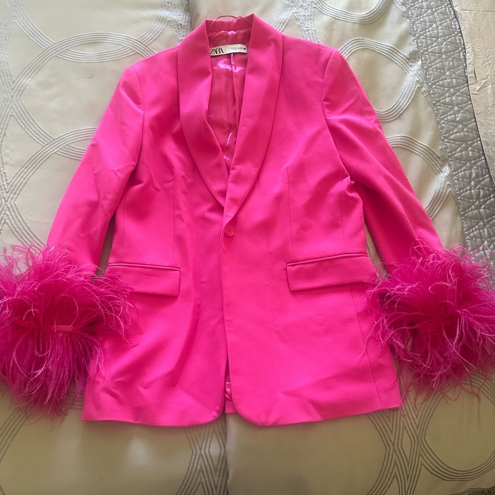 Zara Women's Vibrant Pink Blazer with Feather Cuffs